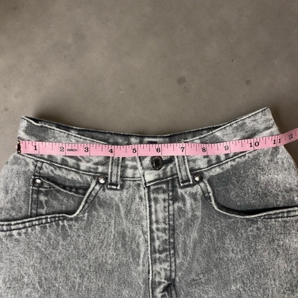 Vintage Levi’s 900 Series Gray Acid Wash Jeans | High Waist Tapered | Rare Sz 5 - Picture 5 of 15